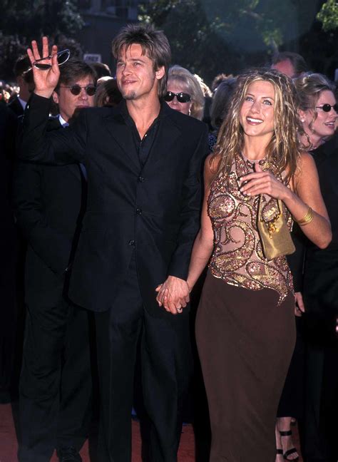 aniston brad pitt|Jennifer Aniston and Brad Pitts Relationship: A Look。